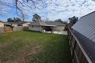 10315 Carthage Dr, Houston, TX 77089 - Photo 16