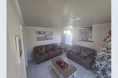 10315 Carthage Drive, Houston, TX 77089 - Photo 4