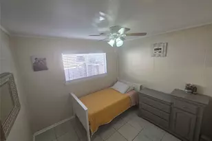 10315 Carthage Dr, Houston, TX 77089 - Photo 10