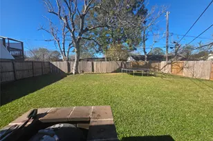 10315 Carthage Dr, Houston, TX 77089 - Photo 14