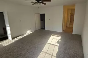 17471 Red Oak Dr, Houston, TX 77090 - Photo 12