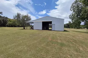 613 County Rd 706, Angleton, TX 77515 - Photo 8