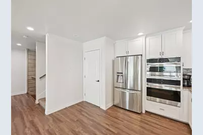 2 Mariner Village Drive, Seabrook, TX 77586 - Photo 16