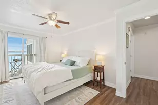 2 Mariner Village Dr, Seabrook, TX 77586 - Photo 20