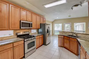 3323 Pioneer Bend Ln, Katy, TX 77450 - Photo 10