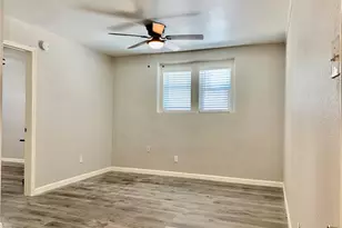 6702 Fulton St, Houston, TX 77022 - Photo 2