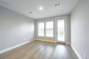 10916 Brambling Wood Dr, Houston, TX 77043 - Photo 8