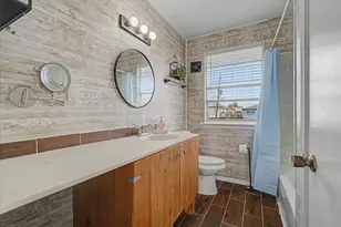 313 Ling, Bayou Vista, TX 77563 - Photo 12