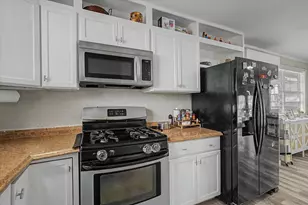 313 Ling, Bayou Vista, TX 77563 - Photo 16