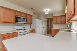 13735 Branford Greens Dr, Houston, TX 77083 - Photo 2