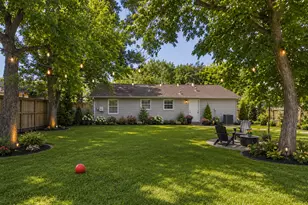11914 Meadowfair St, Houston, TX 77076 - Photo 10