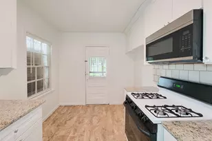 2816 Elser, Houston, TX 77009 - Photo 12