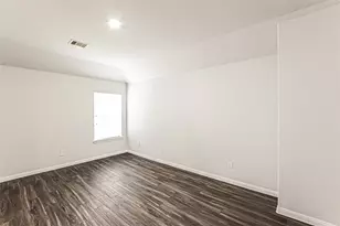 19419 Plantation Maple Dr, Katy, TX 77449 - Photo 8