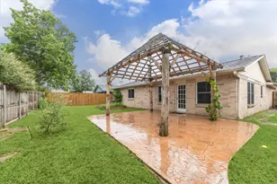 4010 Bluebonnet Trail, Deer Park, TX 77536 - Photo 4