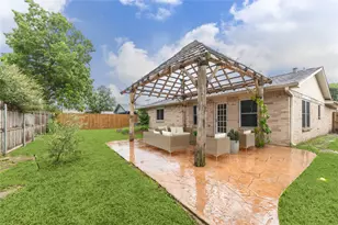 4010 Bluebonnet Trail, Deer Park, TX 77536 - Photo 2