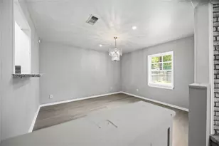 11006 Thackery Ln, Houston, TX 77016 - Photo 12