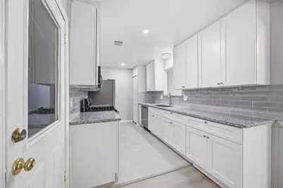 11006 Thackery Lane, Houston, TX 77016 - Photo 6