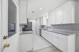 11006 Thackery Ln, Houston, TX 77016 - Photo 6