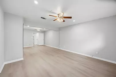 11006 Thackery Lane, Houston, TX 77016 - Photo 16