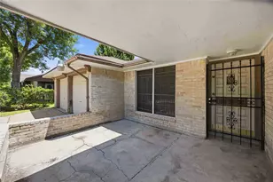 11006 Thackery Ln, Houston, TX 77016 - Photo 24