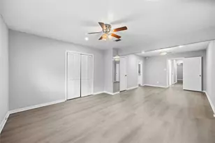 11006 Thackery Ln, Houston, TX 77016 - Photo 14