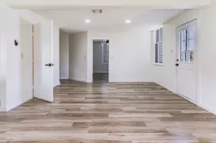 3913 Ball, Galveston, TX 77550 - Photo 6