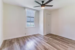 3913 Ball, Galveston, TX 77550 - Photo 10