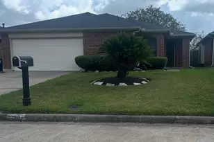 12807 Fawnway Dr, Houston, TX 77048 - Photo 2