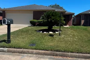 12807 Fawnway Dr, Houston, TX 77048 - Photo 2
