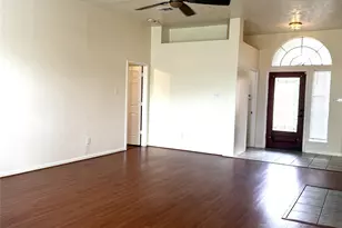 10023 Hickory Trail Ln, Houston, TX 77064 - Photo 8