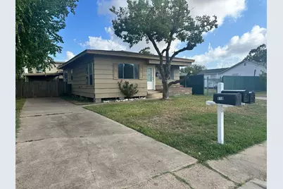 918 W 5th Street #1, Freeport, TX 77541 - Photo 2