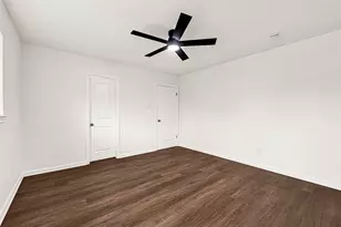 435 Bayou View Dr, Seabrook, TX 77586 - Photo 20