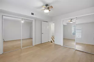 8289 Kingsbrook Rd, Houston, TX 77024 - Photo 24