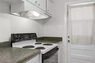 8289 Kingsbrook Rd, Houston, TX 77024 - Photo 18