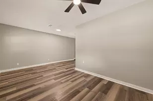 3703 Tiffany Dr, Houston, TX 77045 - Photo 24