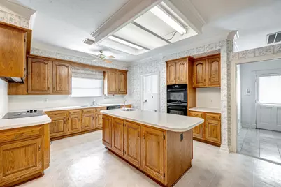 13714 Cottrell Court, Houston, TX 77077 - Photo 12