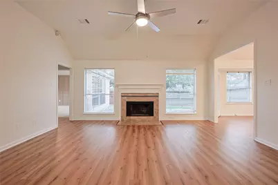 2109 Eastland Street, League City, TX 77573 - Photo 4