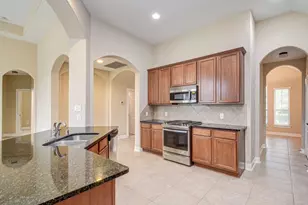 199 Pinto Point Dr, The Woodlands, TX 77389 - Photo 18