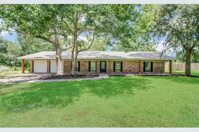 6930 S Oak Bend Drive, Alvin, TX 77511 - Photo 1
