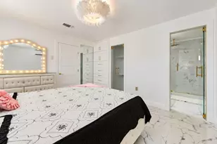 8910 Marinette Dr, Houston, TX 77074 - Photo 28