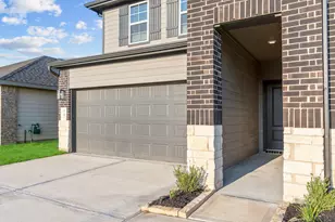 31126 Jubilee Gdns Dr, Fulshear, TX 77441 - Photo 2