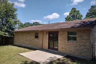 102 Libby Cir, Willis, TX 77378 - Photo 28