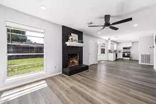 9014 Landwood Dr, Houston, TX 77040 - Photo 4