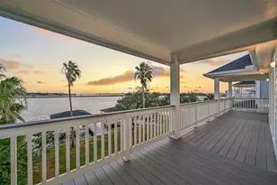 1519 Bayou Shore Dr, Galveston, TX 77551 - Photo 44