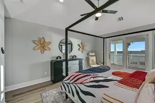 1519 Bayou Shore Dr, Galveston, TX 77551 - Photo 26