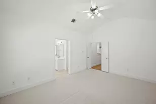 8690 Meadowcroft Dr, Houston, TX 77063 - Photo 28