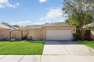 2423 Prides Crossing Rd, Houston, TX 77067 - Photo 1