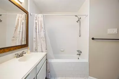 2423 Prides Crossing Road, Houston, TX 77067 - Photo 16