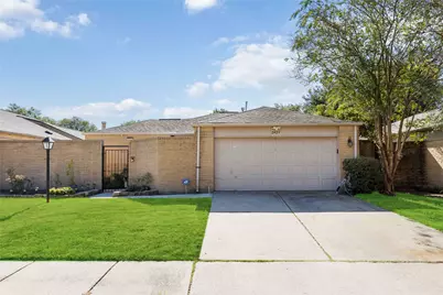 2423 Prides Crossing Road, Houston, TX 77067 - Photo 2
