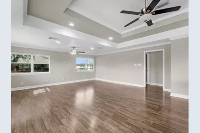 258 Barracuda Street, Hitchcock, TX 77563 - Photo 8